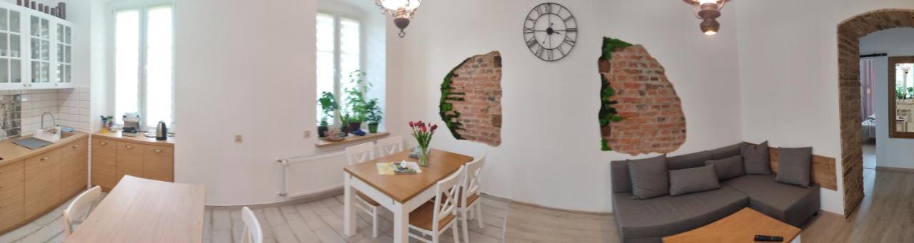 Apartament Przy Zamku Pszczyna Esterno foto